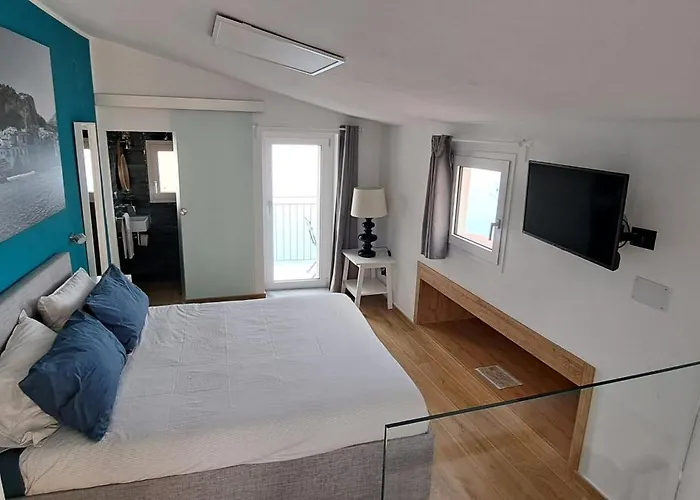 Franco's Appartement *